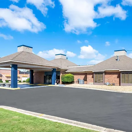 Quality Inn & Suites Fayetteville I-95
